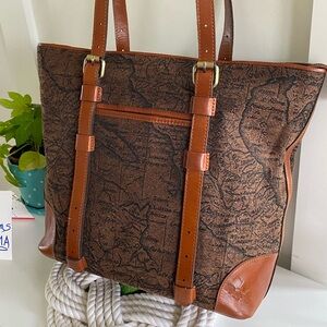 Patricia Nash Map Tapestry Tote. Like New❣️